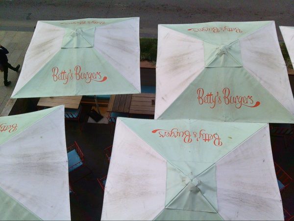 SUNP0008 Ilford Pixi-D Compact Camera - Pink