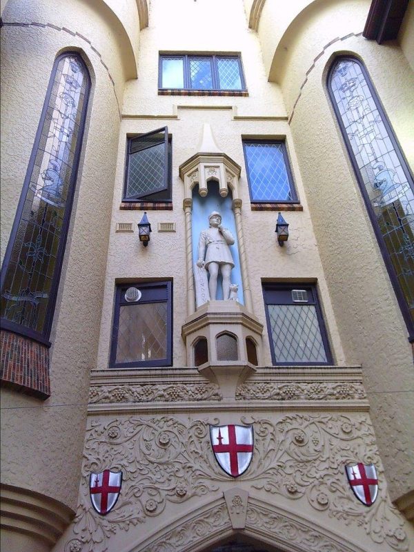 SUNP0016 Ilford Pixi-D Compact Camera - Pink