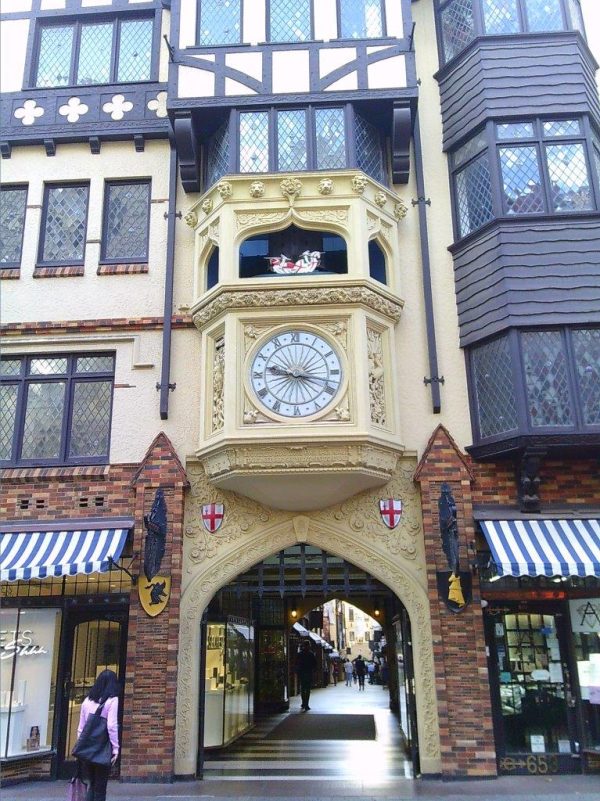 SUNP0018 PULSE Compact Camera - Green