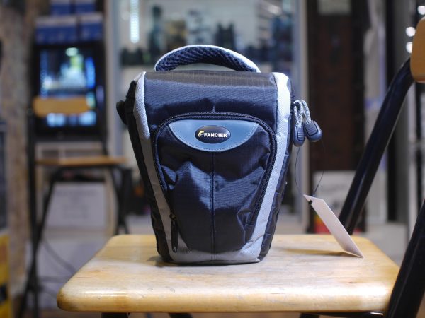 Fancier Vista 50 Snoot Water Resistant Camera Bag - Plaza Cameras Fancier Vista 50 Snoot Water Resistant Camera Bag - Plaza Cameras