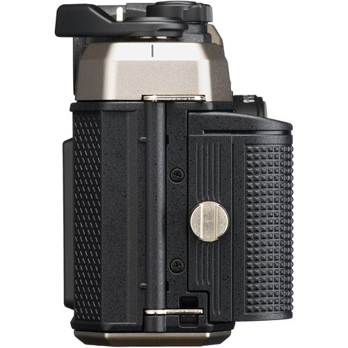 Pentax 17 HF 35mm Half Frame Silver & Black Compact Film Camera - Plaza Cameras 13 Pentax 17 HF 35mm Half Frame Silver & Black Compact Film Camera - Plaza Cameras
