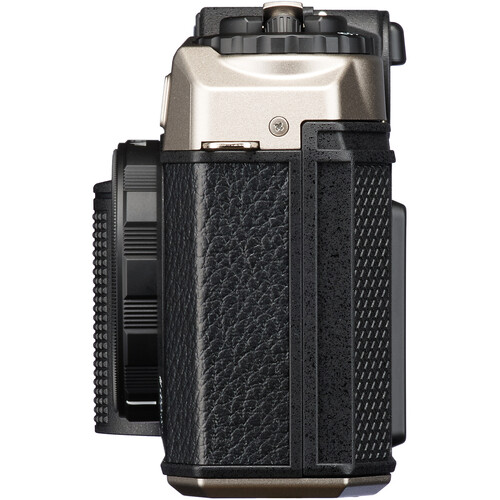 Pentax 17 HF 35mm Half Frame Silver & Black Compact Film Camera - Plaza Cameras 14 Pentax 17 HF 35mm Half Frame Silver & Black Compact Film Camera - Plaza Cameras
